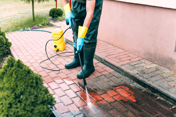 Post-Construction Pressure Washing in Minneapolis, KS